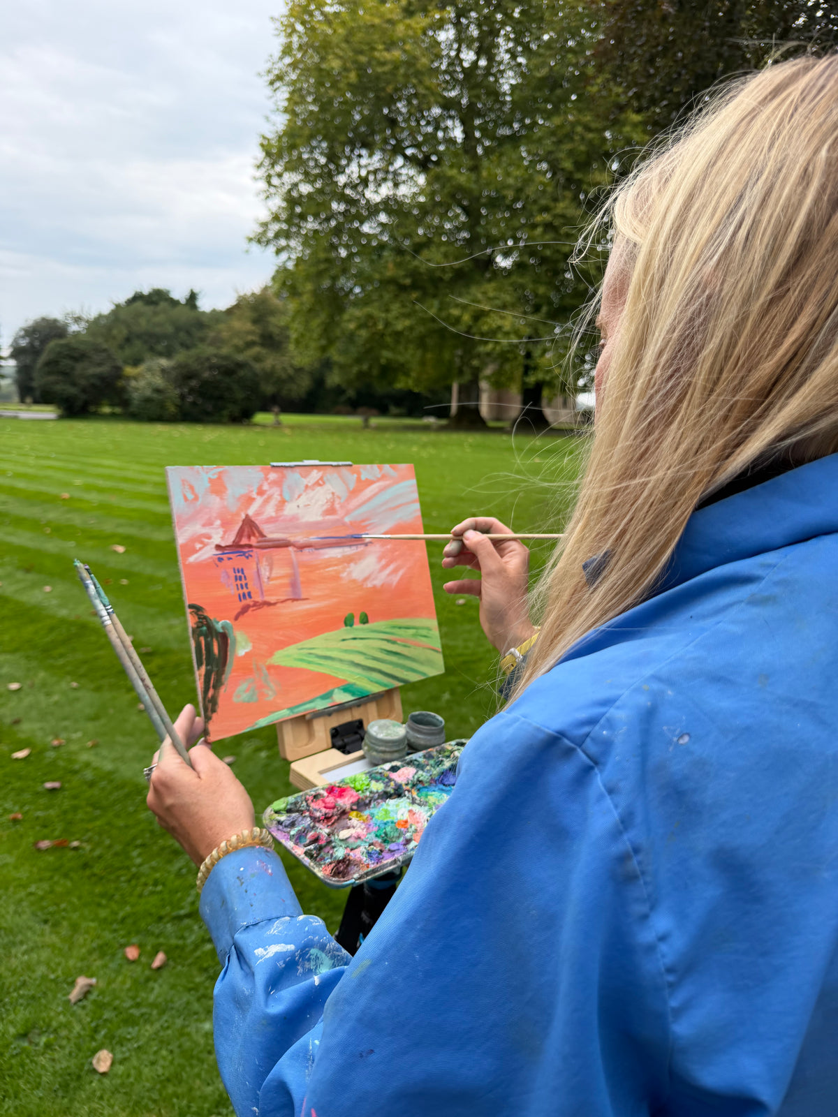 Landscape Artist Hannah Rollings Painting En Plein air  at Babington House Somerset
